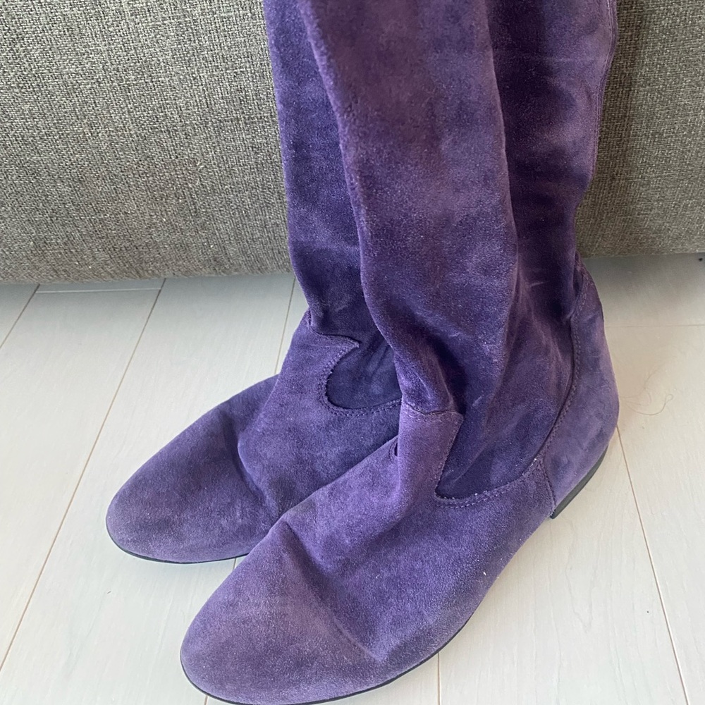 Vintage, Purple suede slouchy boots. Size 9